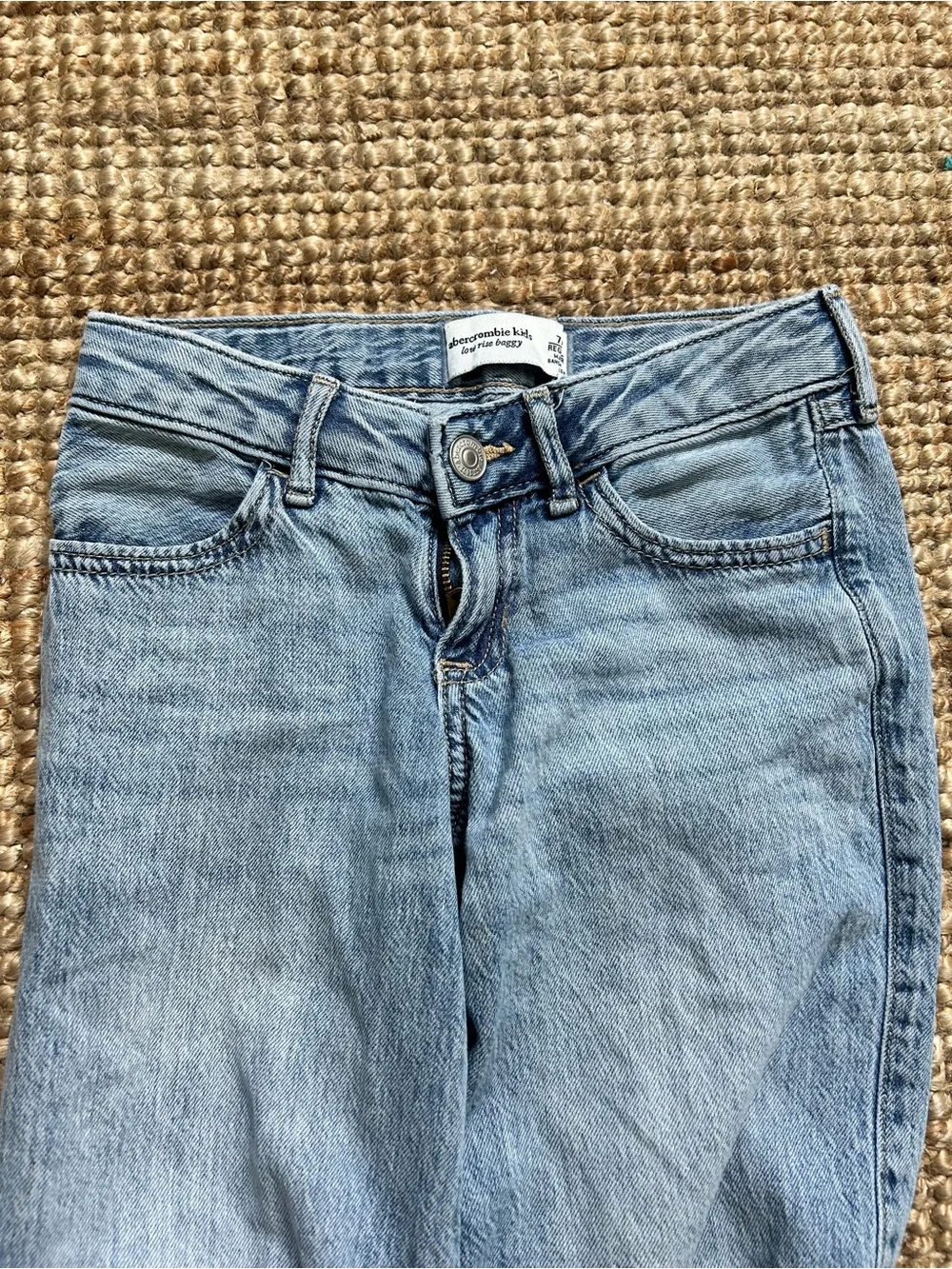Abercrombie Low Rise Baggy Jeans